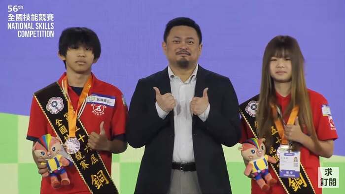 自主移動機器人職類青少年組-銅牌：訊一甲呂O甫、莊O涵